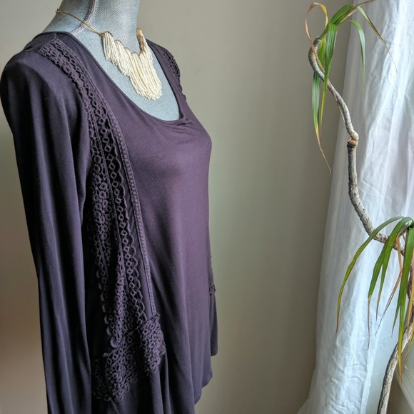 [Cable & Gauge] Eggplant Long Sleeved Crochet Top - Picture 4 of 8